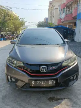 KM 46RB HONDA JAZZ 2015 RS CVT 1.5 PEMAKAIAN PRIBADI