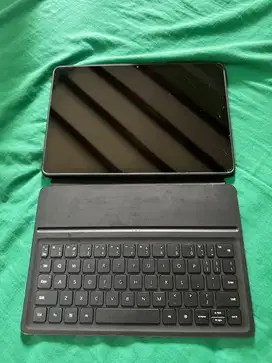 Huawei MatePad 11.5” free smart keyboard