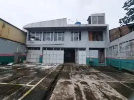 Di jual turun hrg : ex bengkel lokasi strategis pinggir jalan raya