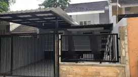 RUMAH MODEREN DI TAMAN JATISARI PERMAI DEKT STASIUN HARJA MUKTI (C0453