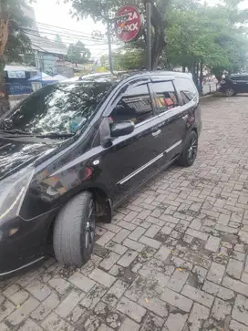 Nissan Grand livina 2010 Bensin