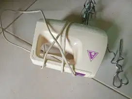 Mixer adonan tepung