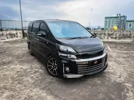 DP 5 JUTA TOYOTA VELLFIRE Z GS 2.4 2013