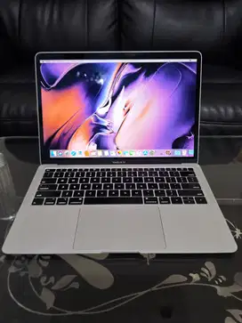 MacBook Air Intel Core i5 RAM 16/256GB