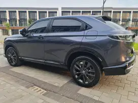 FULL ORISINIL / Honda HRV RS Turbo AT 2023 Abu Abu