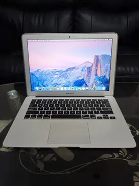 MacBook Air 2017 Intel Core i5 RAM 8/128GB