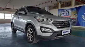 TDP Rendah Hyundai Santa Fe 2.4 Bensin-AT 2015 Silver  CWBHB