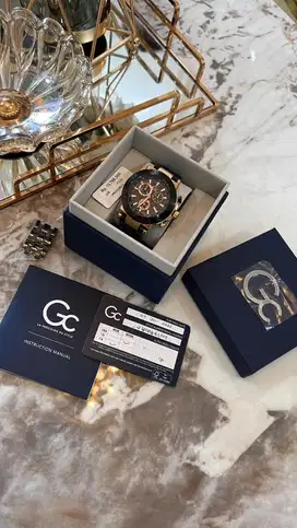 Jam Tangan Pria GUESS Y70002G2MF Made In France Like New ORIGINAL 100%