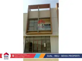 Ruko Savoy lebar 7 jual cepat cocok buat kuliner kantor parkiran luas