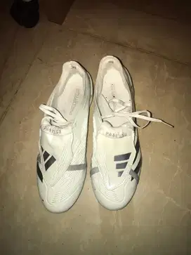 adidas predator tongue SIZE 42 premium