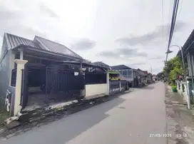 RUMAH SECONDARY DENGAN PAVILIUN DIJUAL DI BANYURADEN GAMPING SLEMAN