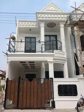Rumah 2 Lantai Grand Depok City 10 Menit Stasiun Depok DP 0 Free Biaya