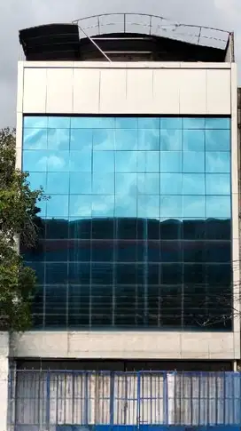 DIJUAL GEDUNG GN. SAHARI BGN 4½ LT - LT 182 & LB 728 JAKPUS