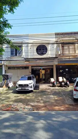 Disewakan Ruko Terawat Lokasi Strategis di Poros Jl. Sawojajar, Malang