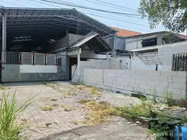 Gudang siap pakai di Siwalanpanji Buduran lokasi dekat perkantoran