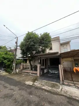 Dijual Rumah siap Huni 2 Lantai Daerah Ciputat SC-16450