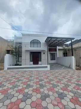 DI JUAL RUMAH MEWAH MURAH DI GUNUNG TERANG