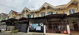 Rumah 2.5 Lt Unfurnished Terawat di Daan Mogot Baru Jakarta Barat