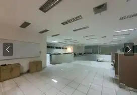 DISEWAKAN / DIJUAL EX SHOWROOM /GUDANG ,, SURYO PRANOTO , JAKPUS