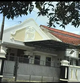 DIJUAL RUMAH BONUS KOSTAN 4 PINTU DI CILACAP JAWA TENGAH