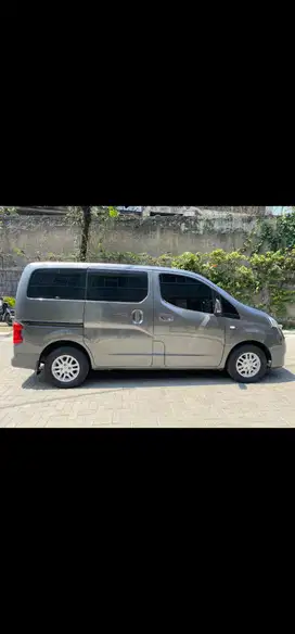 Nissan Evalia 2012 Bensin