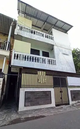 Rumah kost, di Timoho dkt UIN, AMPLAZ MALL, UNY, BALAI KOTA, SGM,
