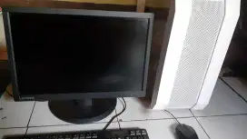 1 paket core i7gen3 + LED 19 in tinggal pakai (BACA DESKRIPSI)