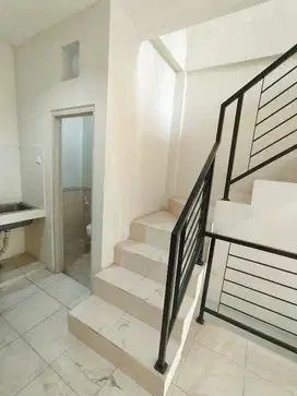 RUKO KOMERSIL 3 LANTAI, KARTINI, JAKARTA PUSAT