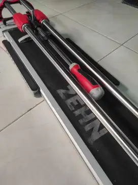 ALAT POTONG GRANIT 80 X 80 BEKAS SEPERTI BARU KONDISI 95%