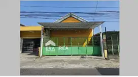 Ruang  usaha dijual solo di Baturan  colomadu Karanganyar
