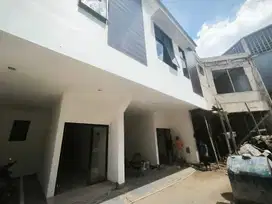 Di jual rumah siap huni di rawa sari jakarta pusat