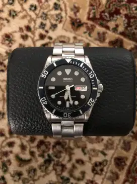 Seiko SKX - 031
