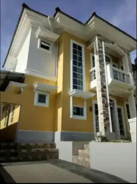 Dijual cpt rmh cantik di CitraLand  Manado