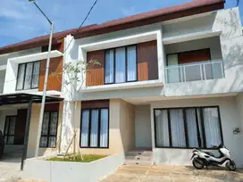 S42.Hunian Baru Di Area Bintaro Sektor 2 Fasum Lengkap Free Biaya