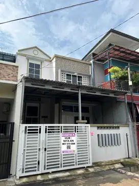 Rumah Murah Furnished 2 lantai di Harapan Indah Bekasi Kota
