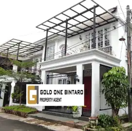 Rumah di Komplek Larangan Indah, Ciledug Tangerang