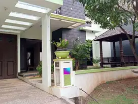 Dijual rumah di Cluster taman cemara Harapan Indah Bekasi