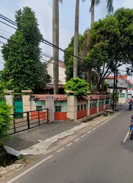 Dijual Cepat Tanah di pinggir Jalan raya Poltangan pasar minggu