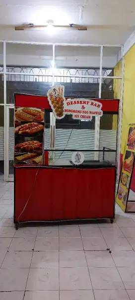 Stand jualan kontainer uk.2m x 60cm. Pakai bahan besi kokoh