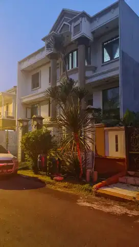 RUMAH HOKI DAN BAGUS DI CLUSTER PUSPITA LOKA