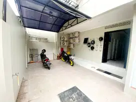 Rumah Kost Aktif Pasar Baru Dijual B U !