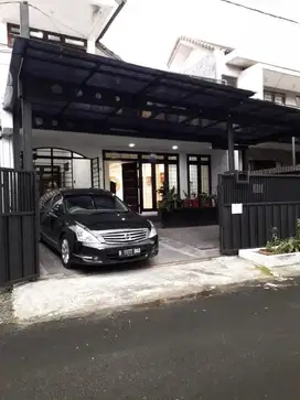 Rumah bagus 1,5 lantai SHM di Alam segar Pondok Indah Jak sel LH 086