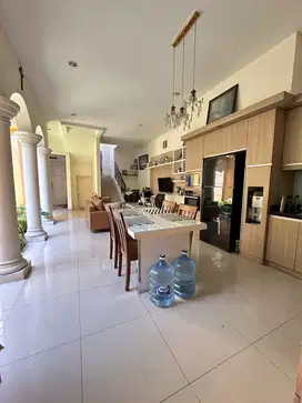 Dijual Rumah Alicante, Gading Serpong, Luas 8x18 m, Full Furnished