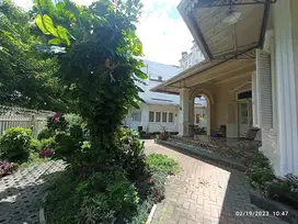 Dijual Rumah tahun 1911, 0 jalan Panglima Sudirman , kota Batu