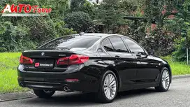 BMW G30 530i Luxury Line NIK 2018 Sunroof Black On Cognac