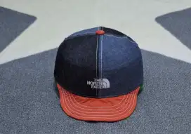 Topi tnf unik second original bekas preloved unik