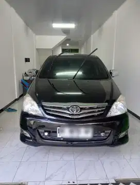 Toyota kijang innova 2.0 V manual thn 2011