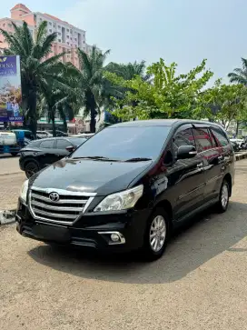 Innova V Bensin Automatic 2014