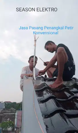Ahlinya Pasang Penangkal Petir Konvensional Perumahan Gunung Sindur
