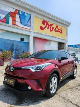 TOYOTA CHR 2018 Bensin Two tone, Termurah km 42rb record, Tangan 1